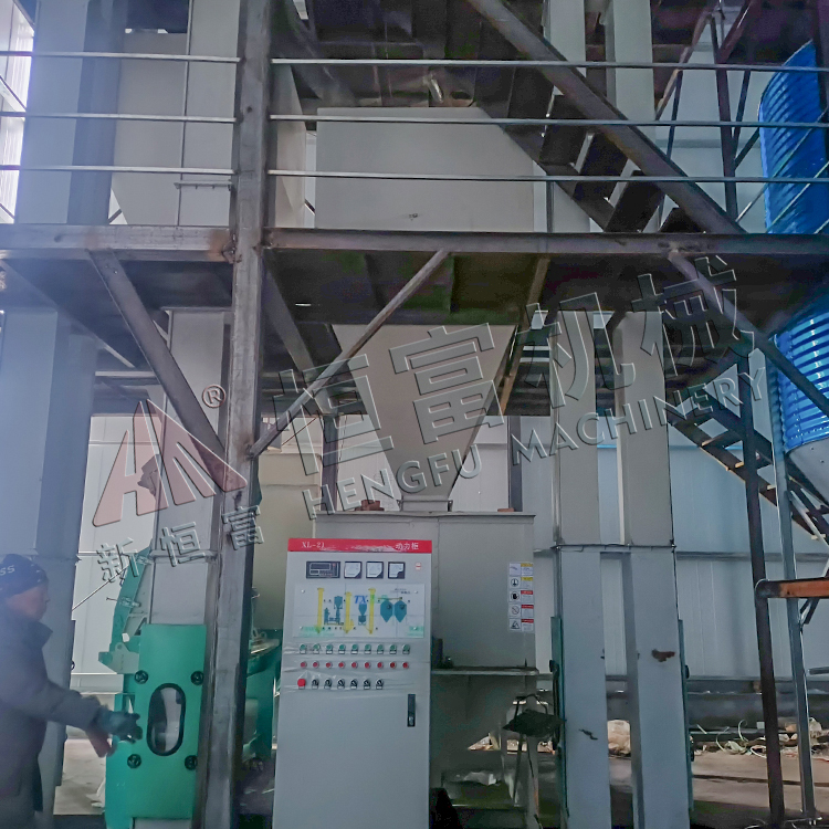 黑龍江鶴崗時產6-8噸粉狀飼料（liào）機（jī）組