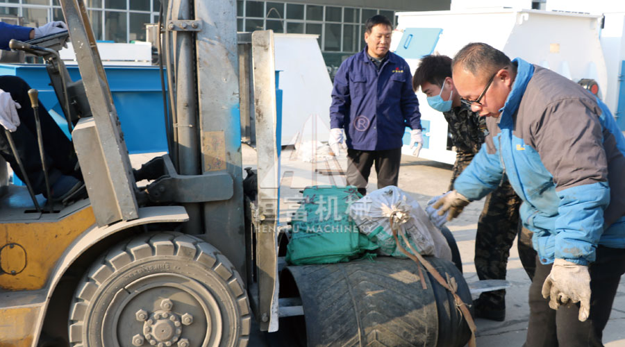 皮帶（dài）裝（zhuāng）車 