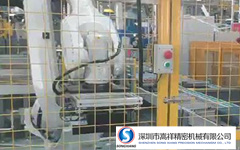 數控機床（chuáng）機械手運用在自動化機加工生產線的優勢（shì）